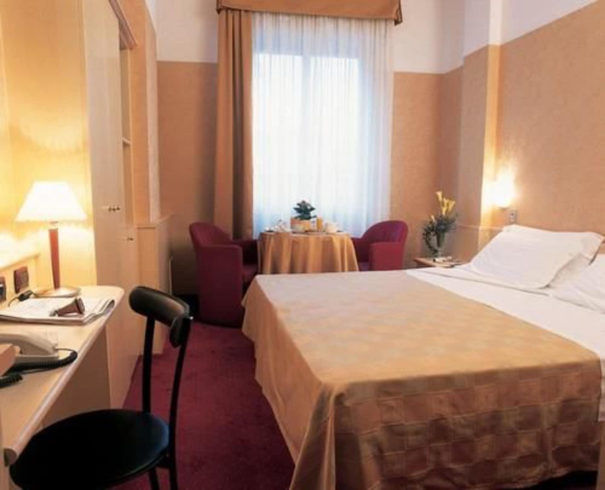 Mokinba Hotels Sant'Ambroeus Milano Dış mekan fotoğraf