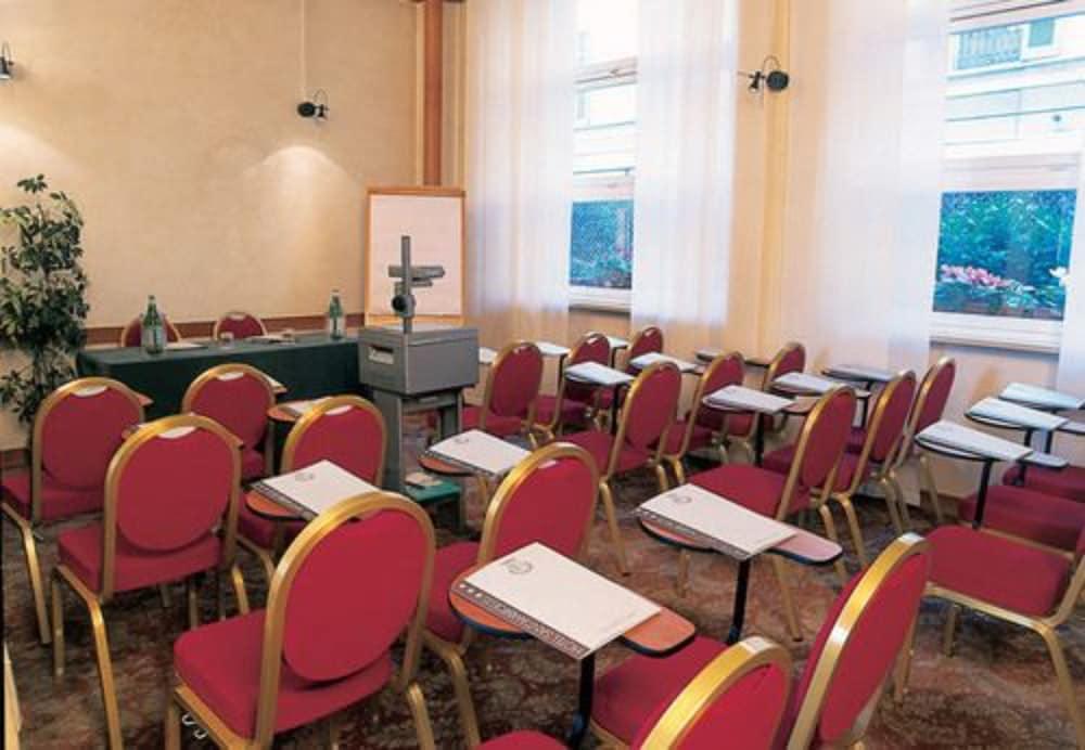 Mokinba Hotels Sant'Ambroeus Milano Dış mekan fotoğraf