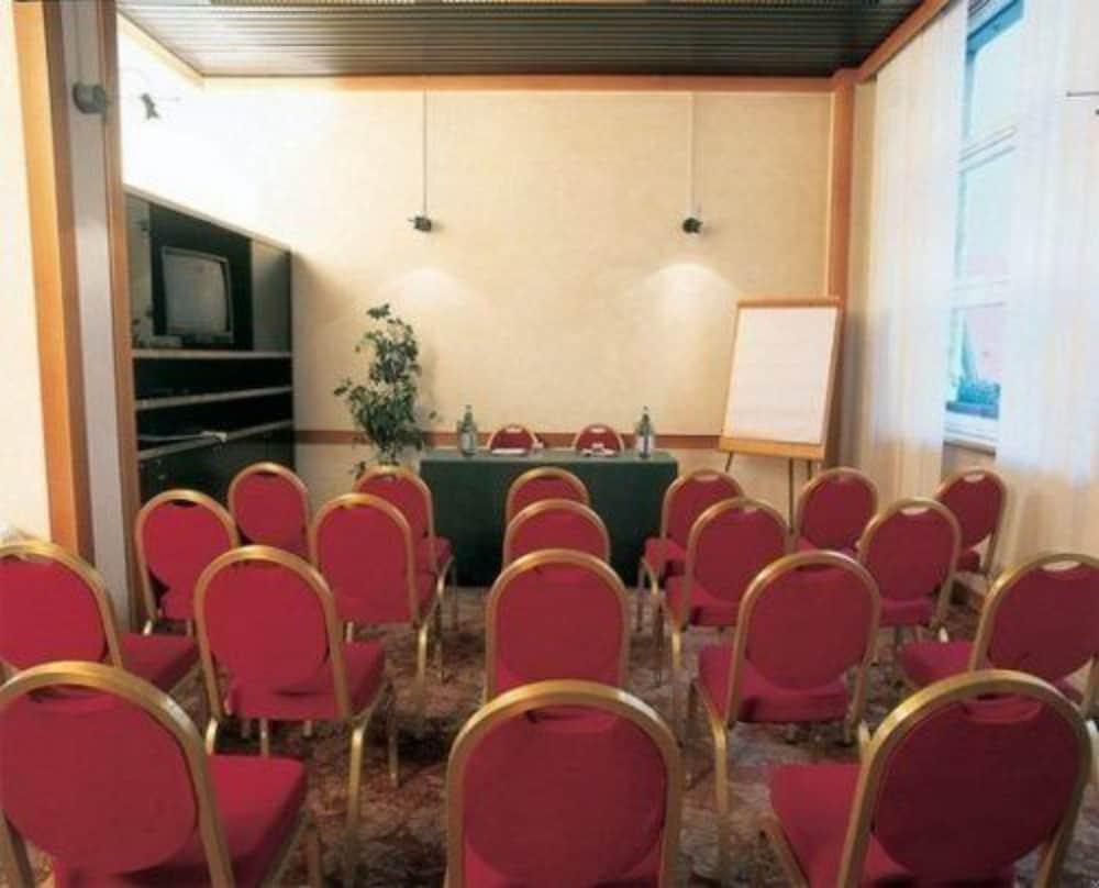Mokinba Hotels Sant'Ambroeus Milano Dış mekan fotoğraf