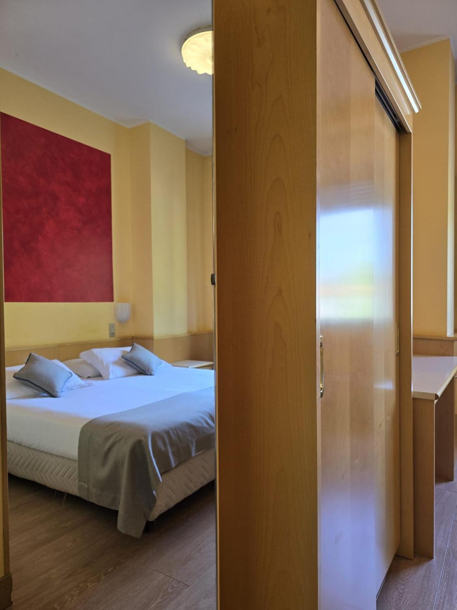 Mokinba Hotels Sant'Ambroeus Milano Dış mekan fotoğraf