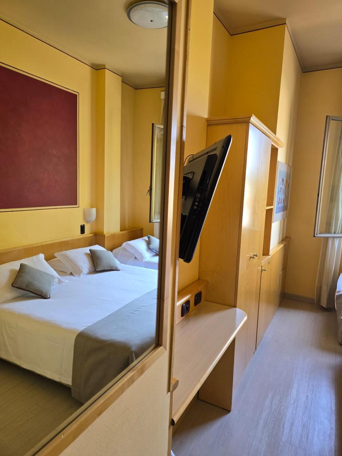 Mokinba Hotels Sant'Ambroeus Milano Dış mekan fotoğraf