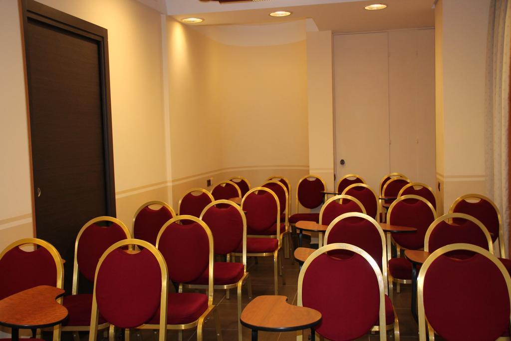 Mokinba Hotels Sant'Ambroeus Milano Dış mekan fotoğraf